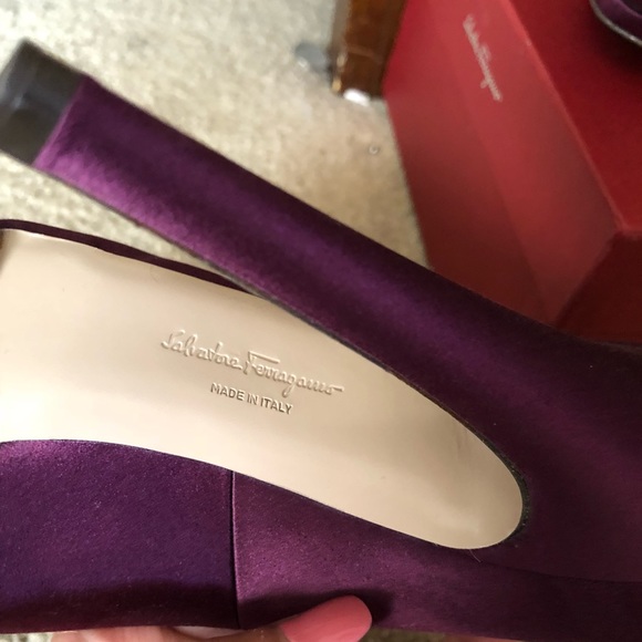 Ferragamo Pumps - Purple Satin - Picture 5 of 8